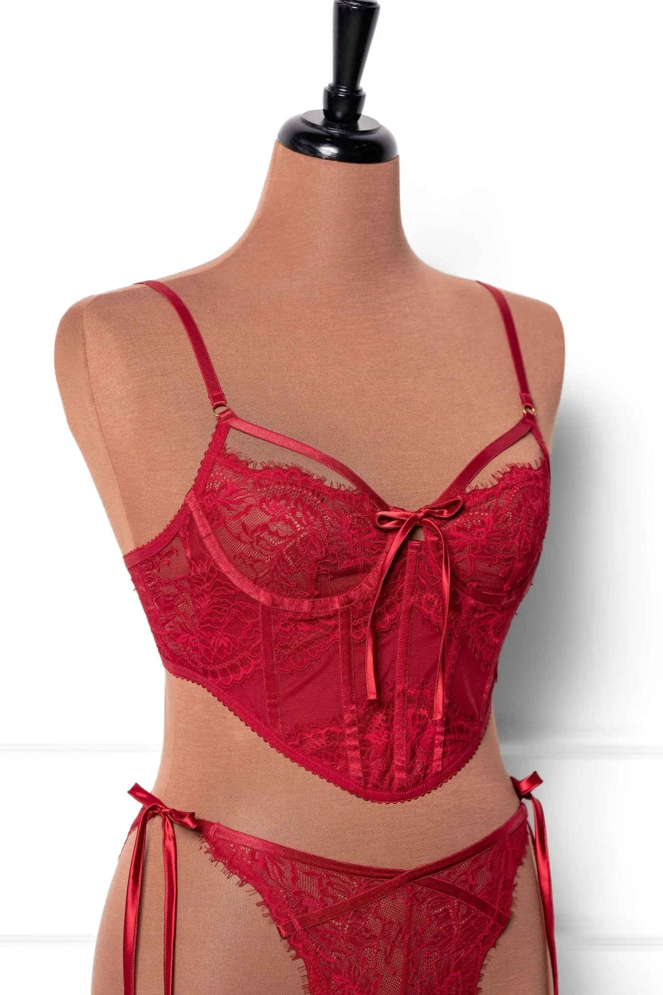 Lacy Underwire Corset - Red